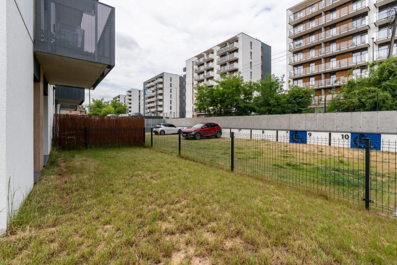 Apartments With Garden Dmowskiego 81 By Noclegi Renters Poznań Eksteriør bilde
